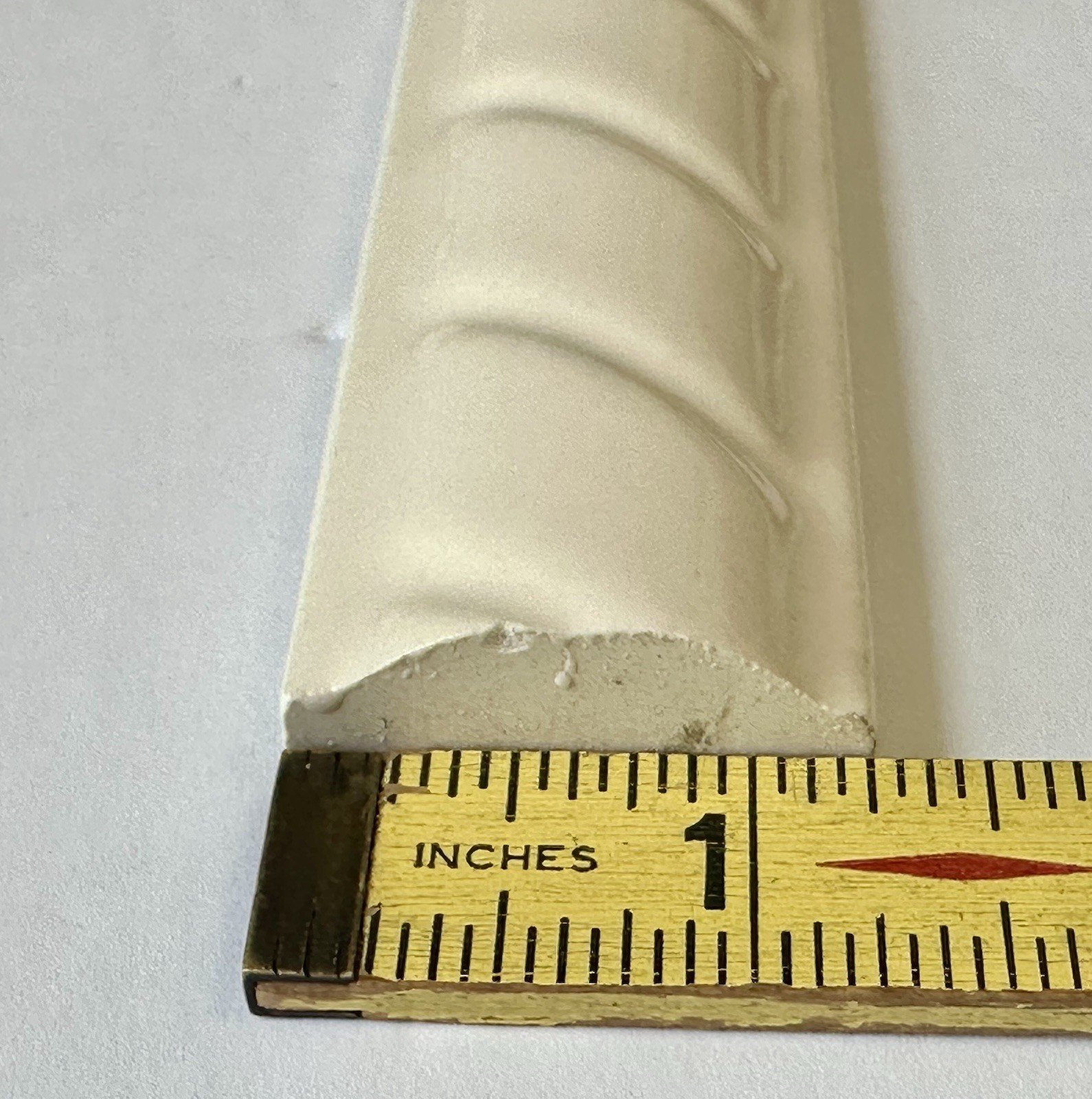 1 pc. Gloss Almond Ceramic Tile: Pencil – Liner – Sizzle: 6″ X 1-1/4″ Rope