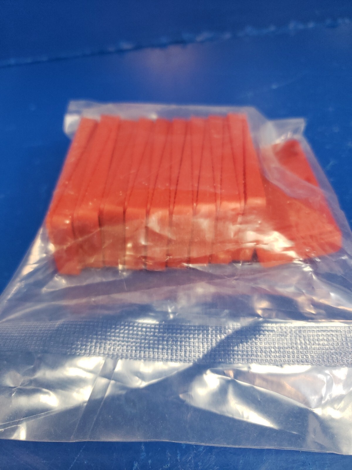 8mm floor installation spaces for laminate& wood floors (20 PIECES) RED (41cb2)