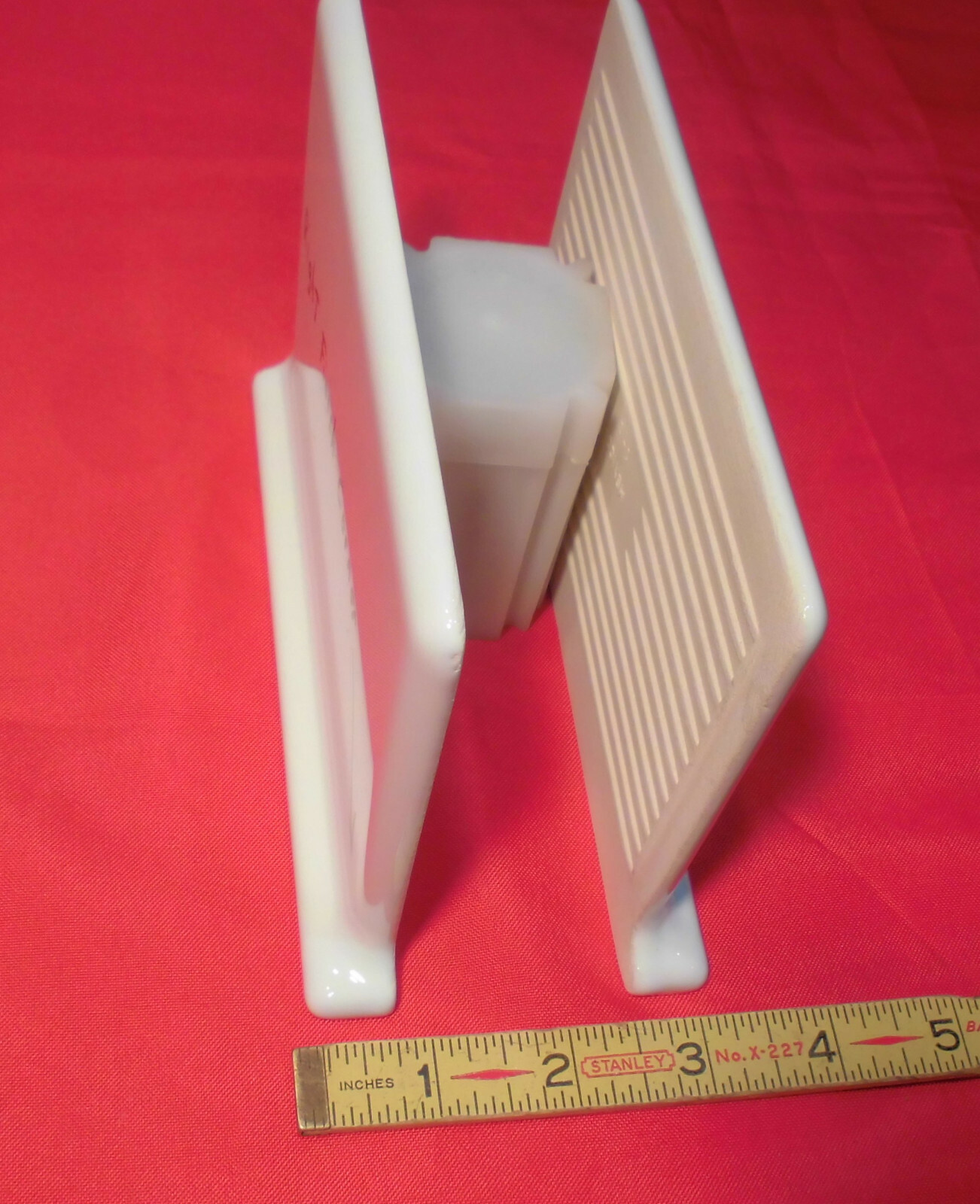 1 pc. Glossy White Bullnose Top: base/cove Ceramic Tile: 4-1/4″ X 6″ NEW-STOCK