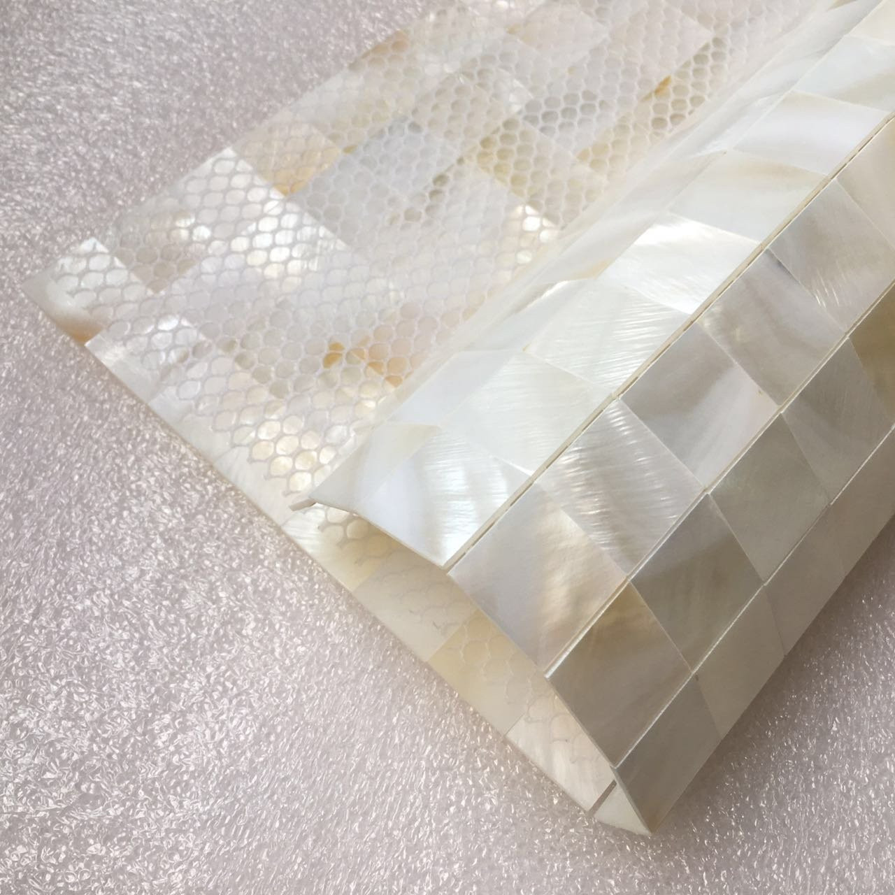 Art3d Mother of Pearl seamless Mosaic Tile for Kitchen Backsplash white 12x12in
