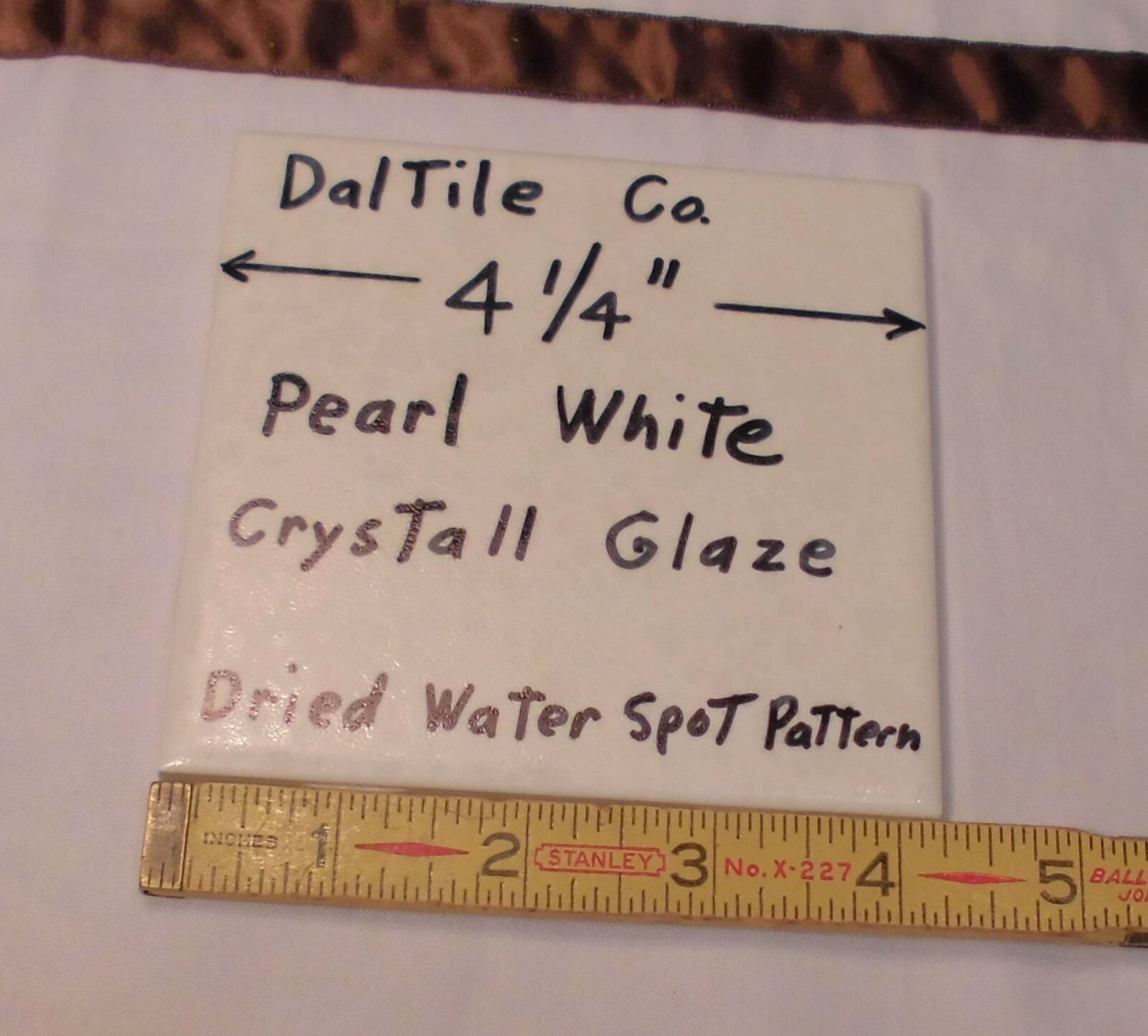 1 pc. *Pearl White* Ceramic Tile by Daltile 4-1/4″ Crystall Glaze, New 1990’s