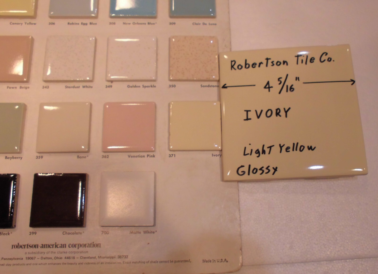 1 pc. Ivory – Light Yellow: 4-5/16″ Glossy Ceramic Tile by Robertson Co. NEW