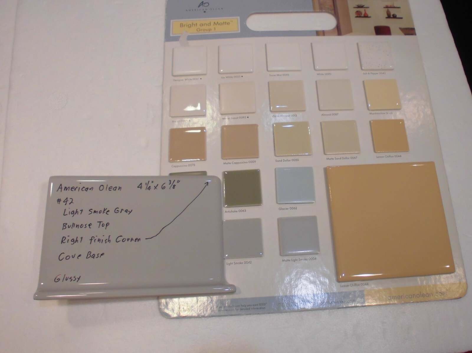 1 pc. Light Smoke Gray: base/cove Ceramic Tile: 4-1/4″ X 6″ Right Finish Corner