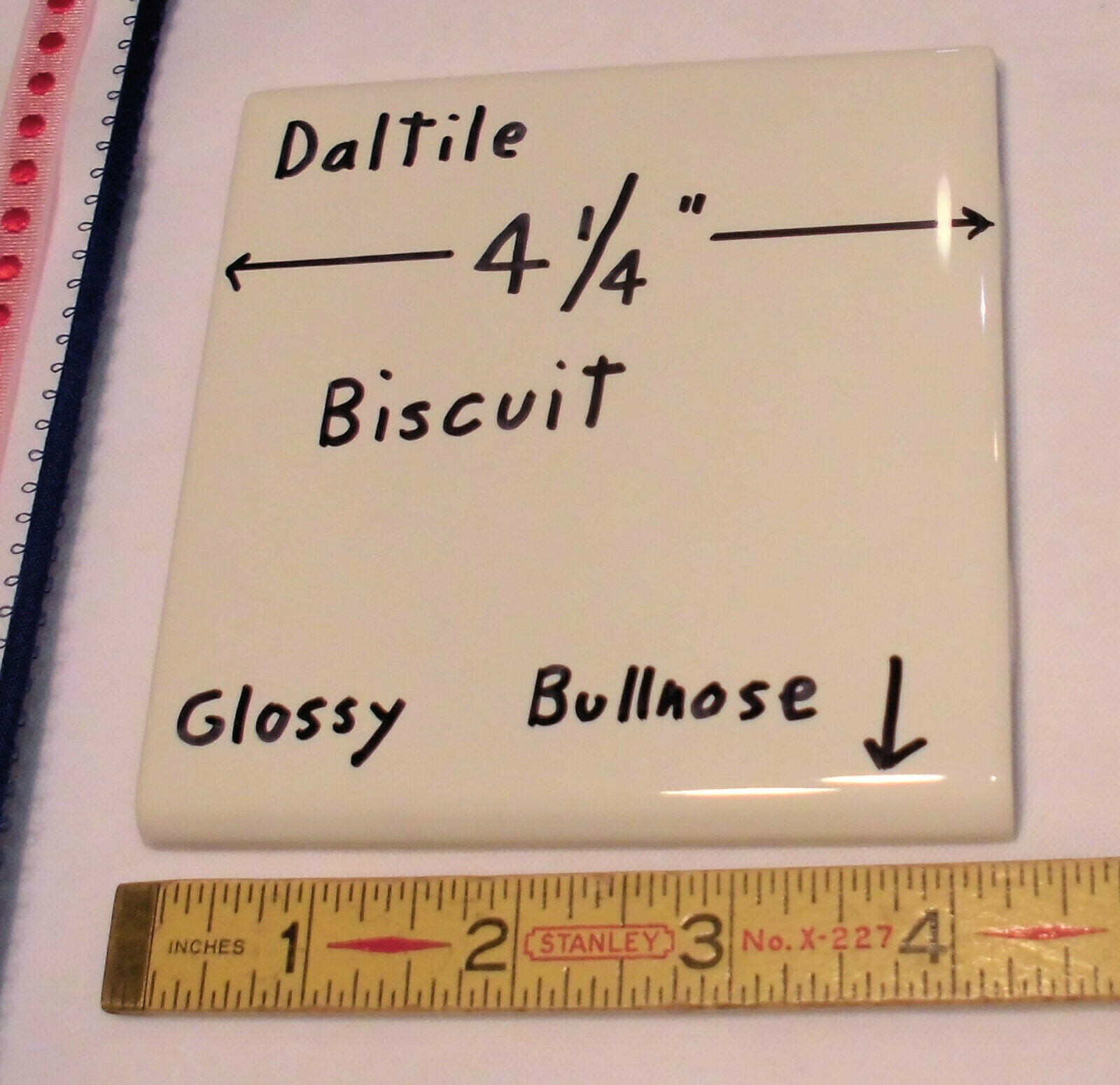 1 pc. *Biscuit* 4-1/4″ Ceramic Bullnose Tile by Daltile Co.: Glossy NEW Stock