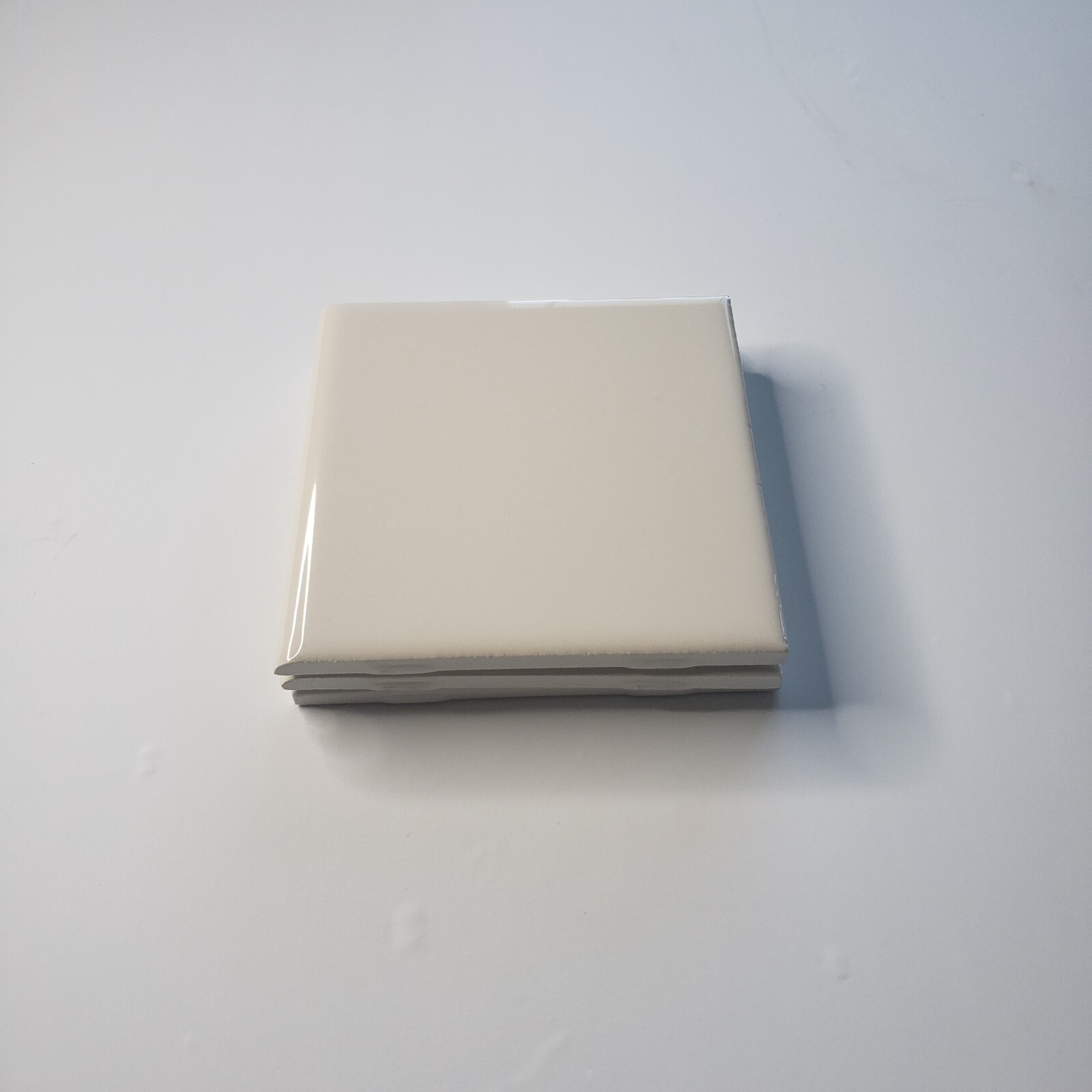 Lot of 3 Daltile Glazed Tile Trim, 4.25″x4.25″ Color Almond 0135