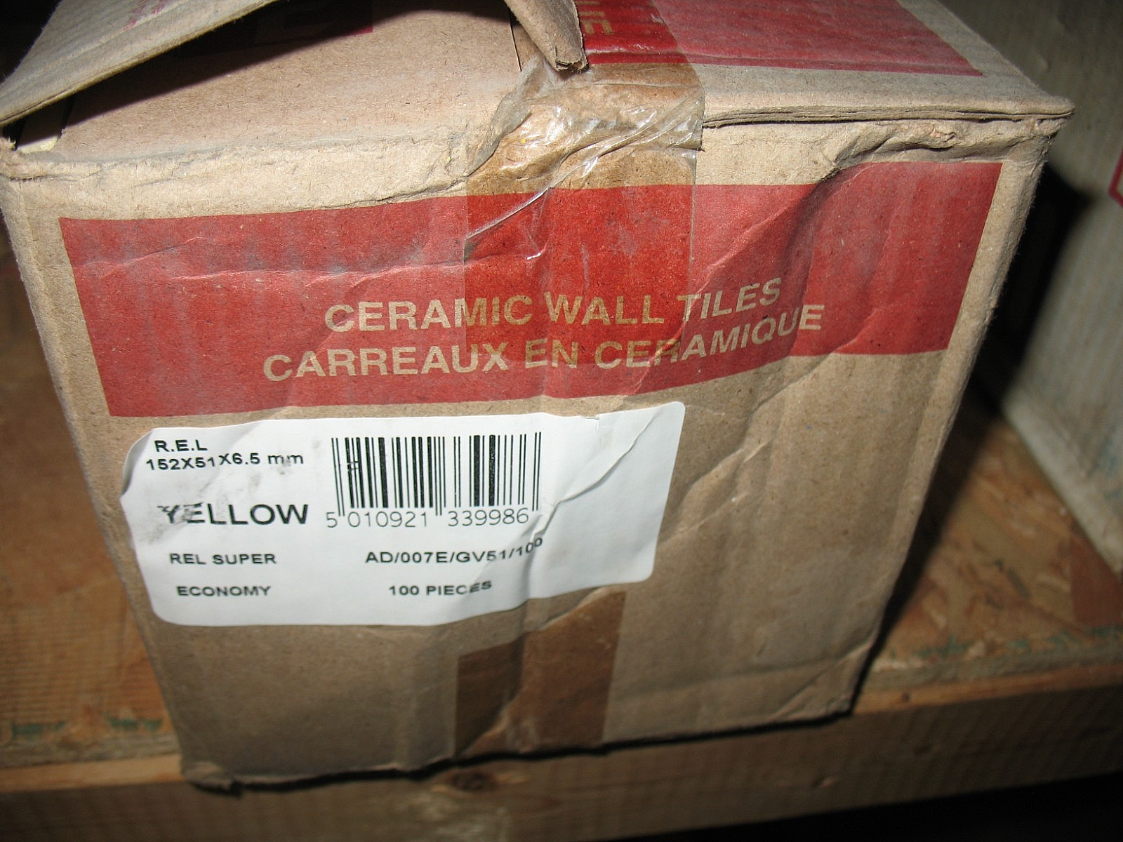 BULLNOSE FLAT TILE 6X2 INCH YELLOW H&R JOHNSON IMPERFECT INDIA GLOSSY LOT OF 10