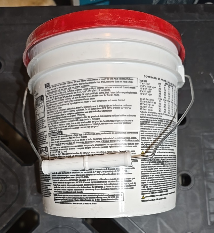 Fusion Pro Grout Arctic White #640 Single Component Grout 1 Gallon Premixed NEW