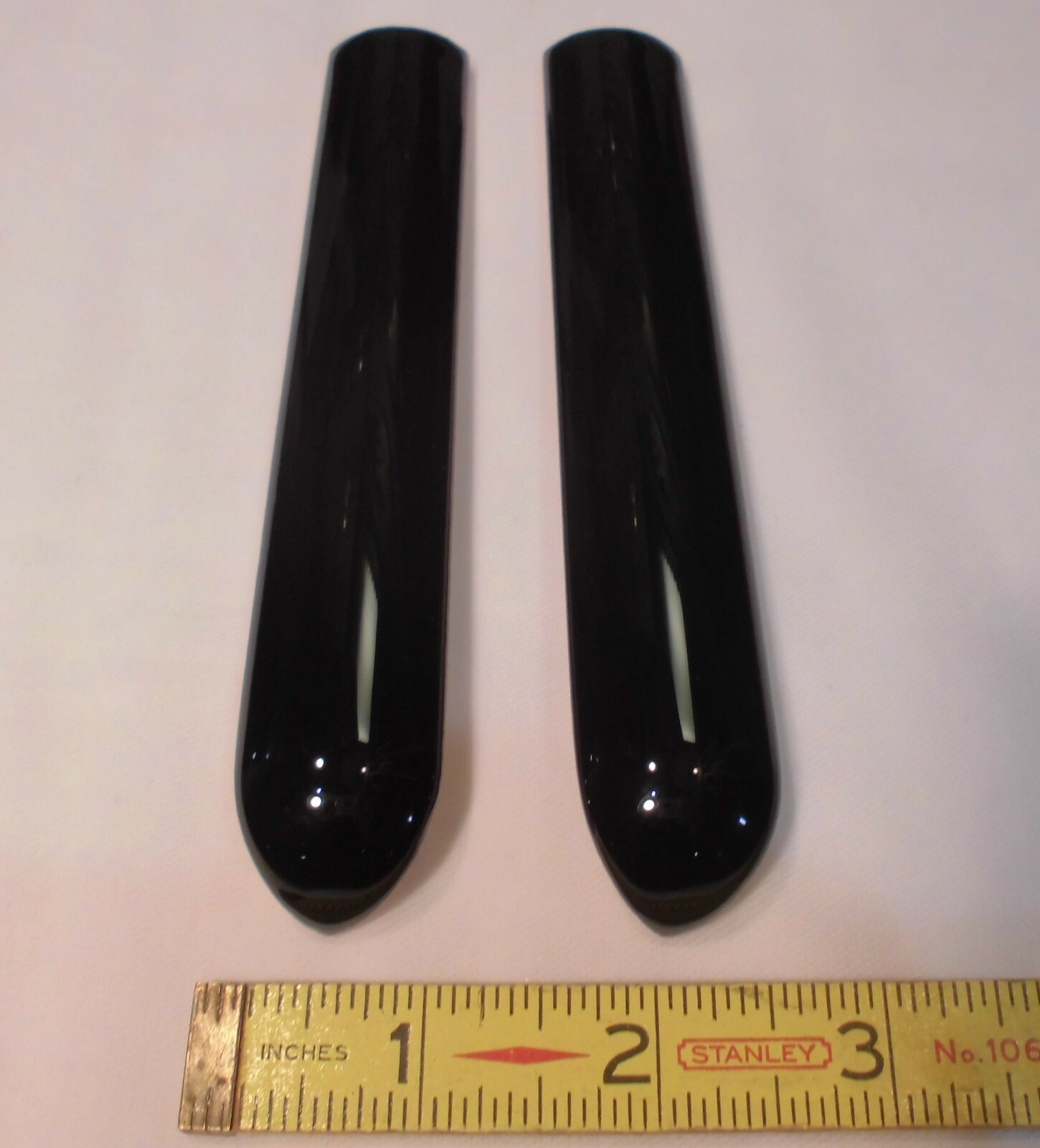 2 pcs. *Gloss Black* Ceramic Quarter Round Tiles 1″ X 6″ Finished Corner Beak