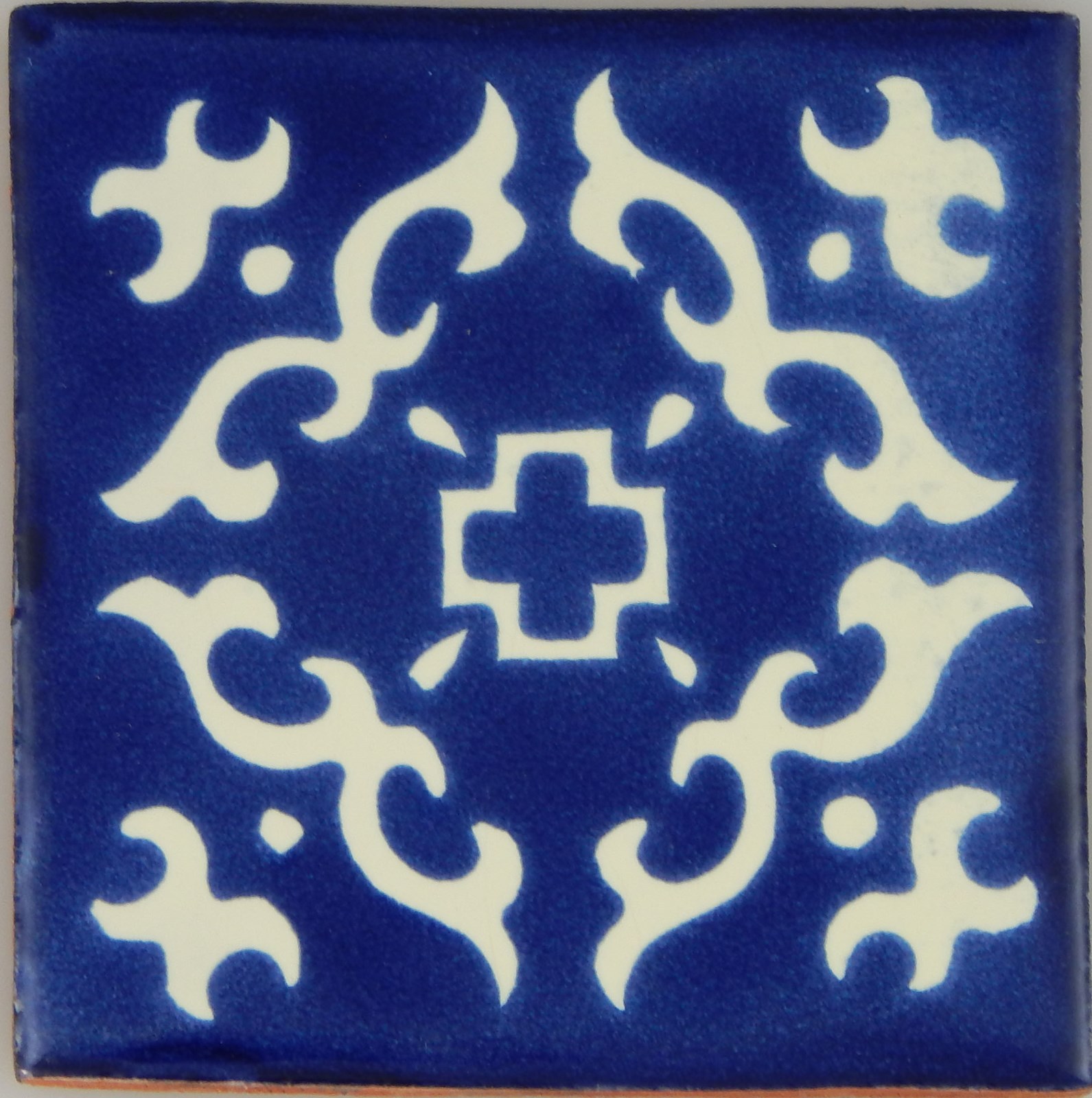 C352- Mexican Handmade Talavera Clay Tile Folk Art 4×4″ Handpainted