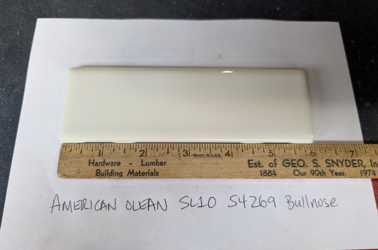 4 pcs American Olean Vintage SL10 Gloss AO White S4269 Bullnose Tile 2″ X 6″