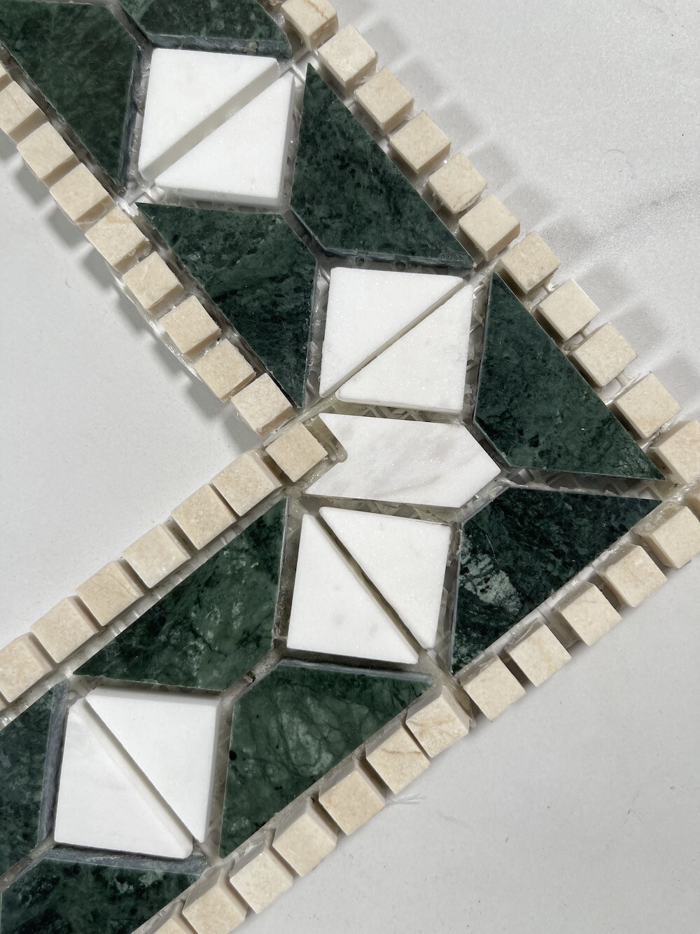 B0037P Marble Mosaic Border Listello Accent Tile Tahitian Green Polished