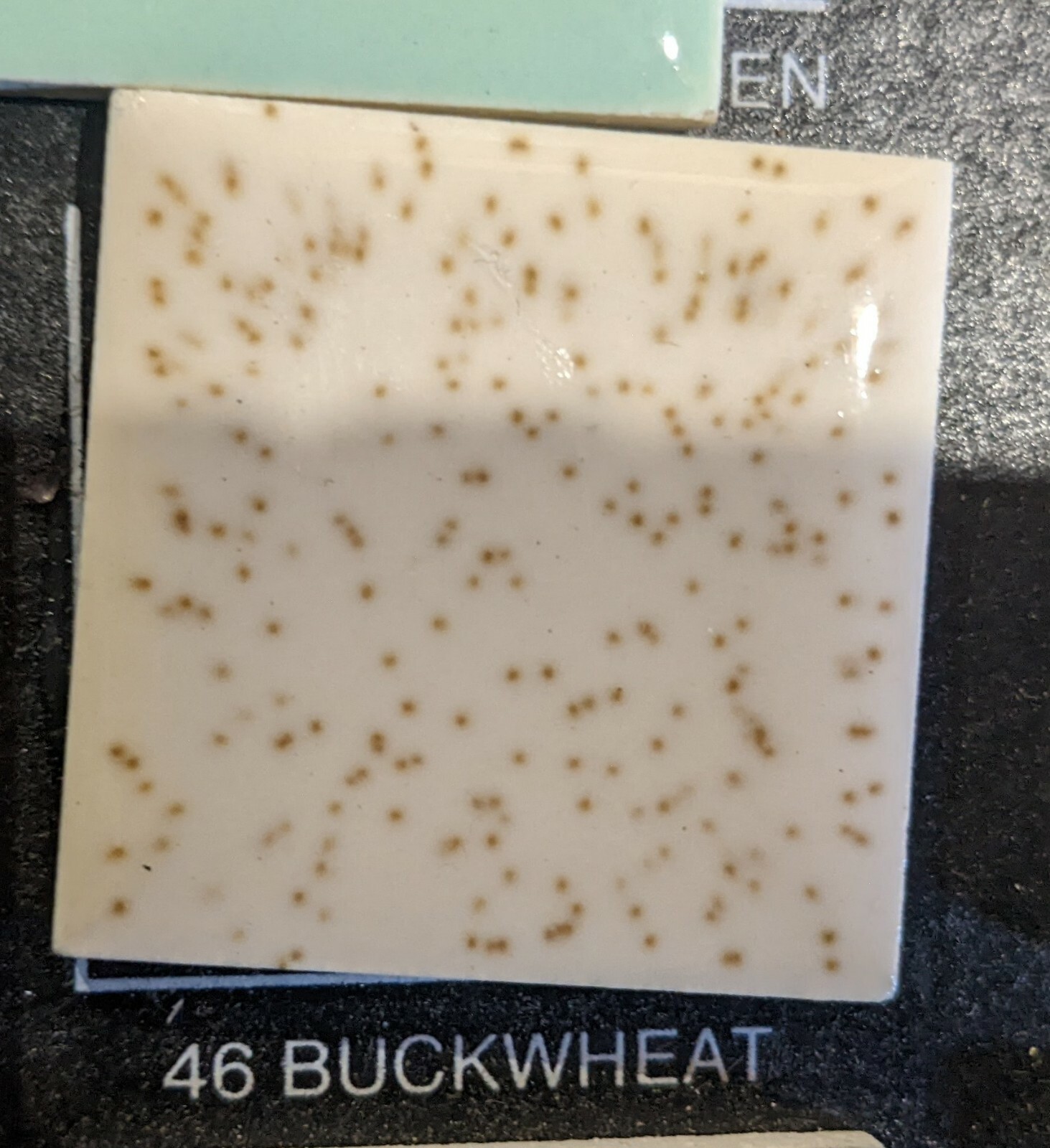2 pieces 4 1/4″ Ceramic Tile Cove base A3401 46 Buckwheat American Olean Gloss