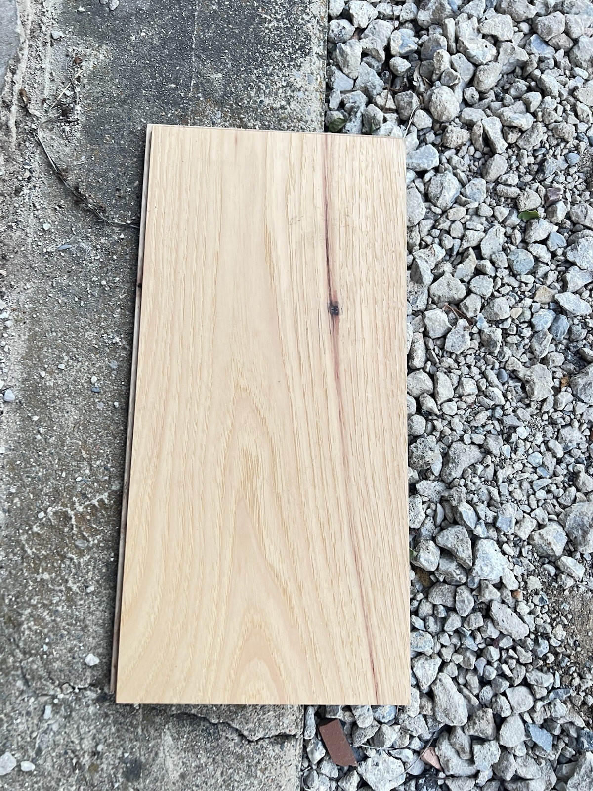 Engineered Hard Wood. 7.5 Inches Wide ea plank. Hickory Wood. Approx 175 Sq Ft