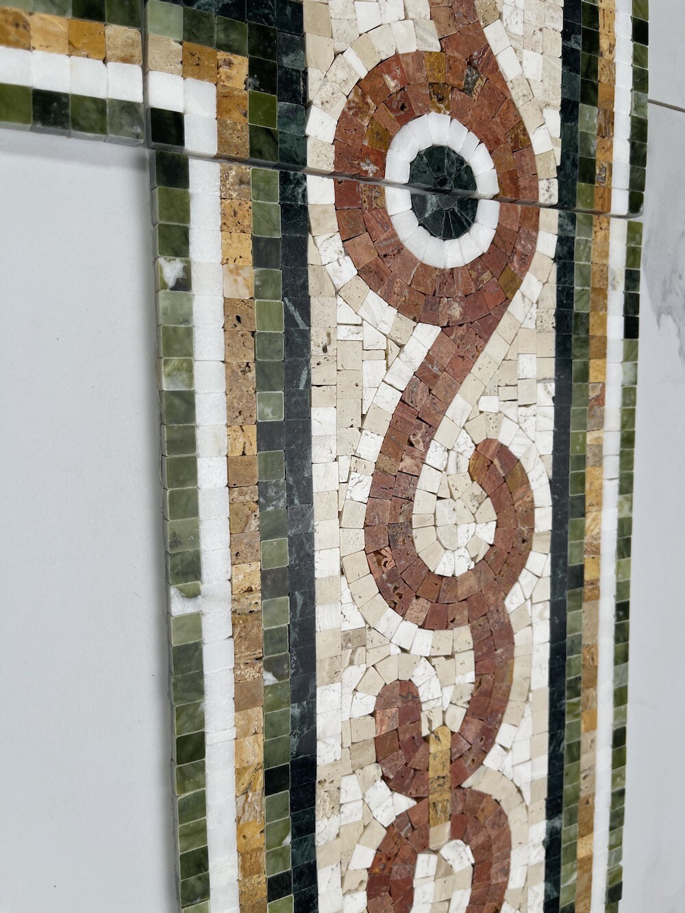 B0113P Coral Seagrass 8.3×17.7 Marble Mosaic Border Listello Tile Polished