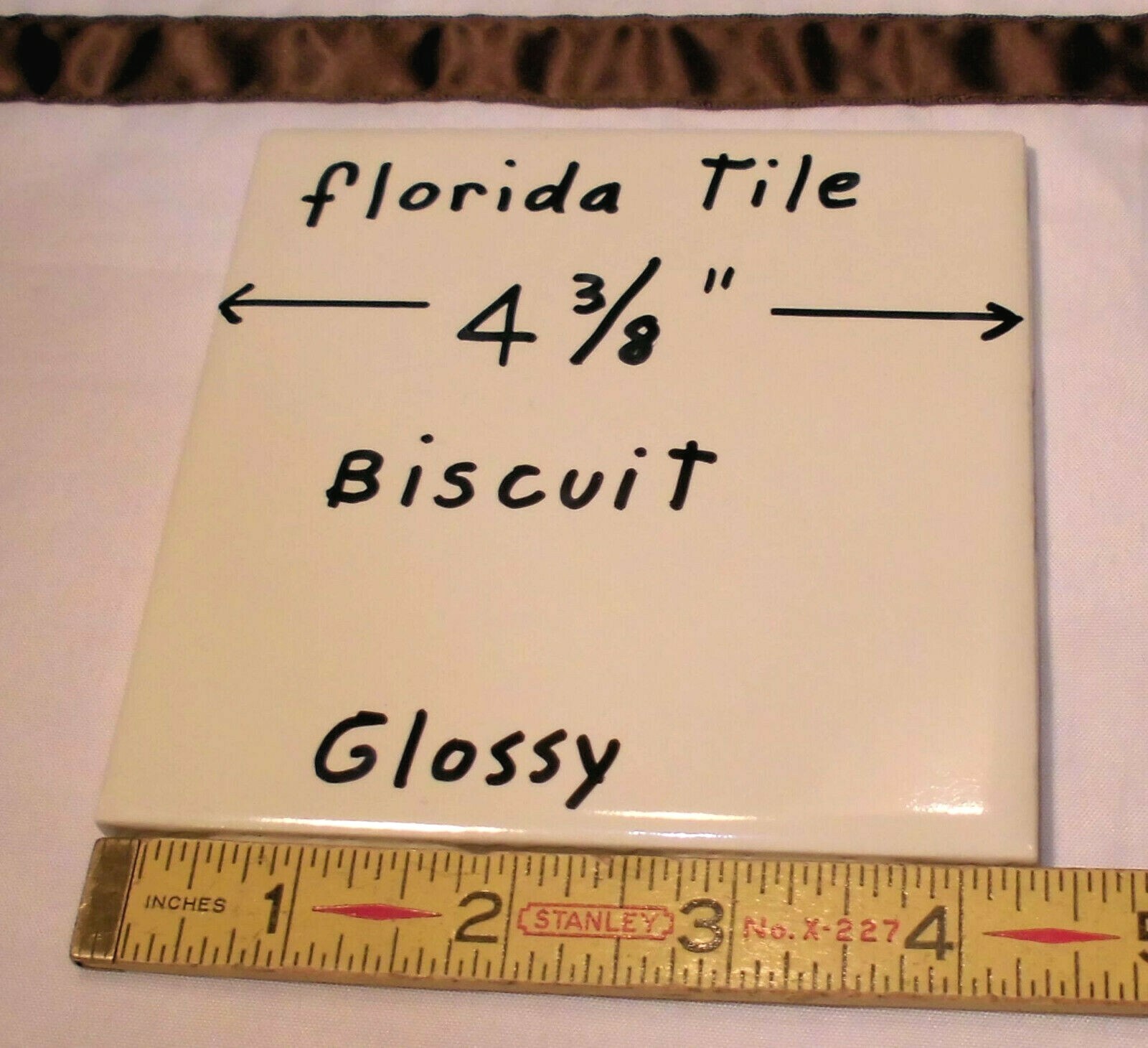 1 pc. Biscuit Glossy Ceramic Tile 4-3/8″ by Florida Tile Co. NOS off-white