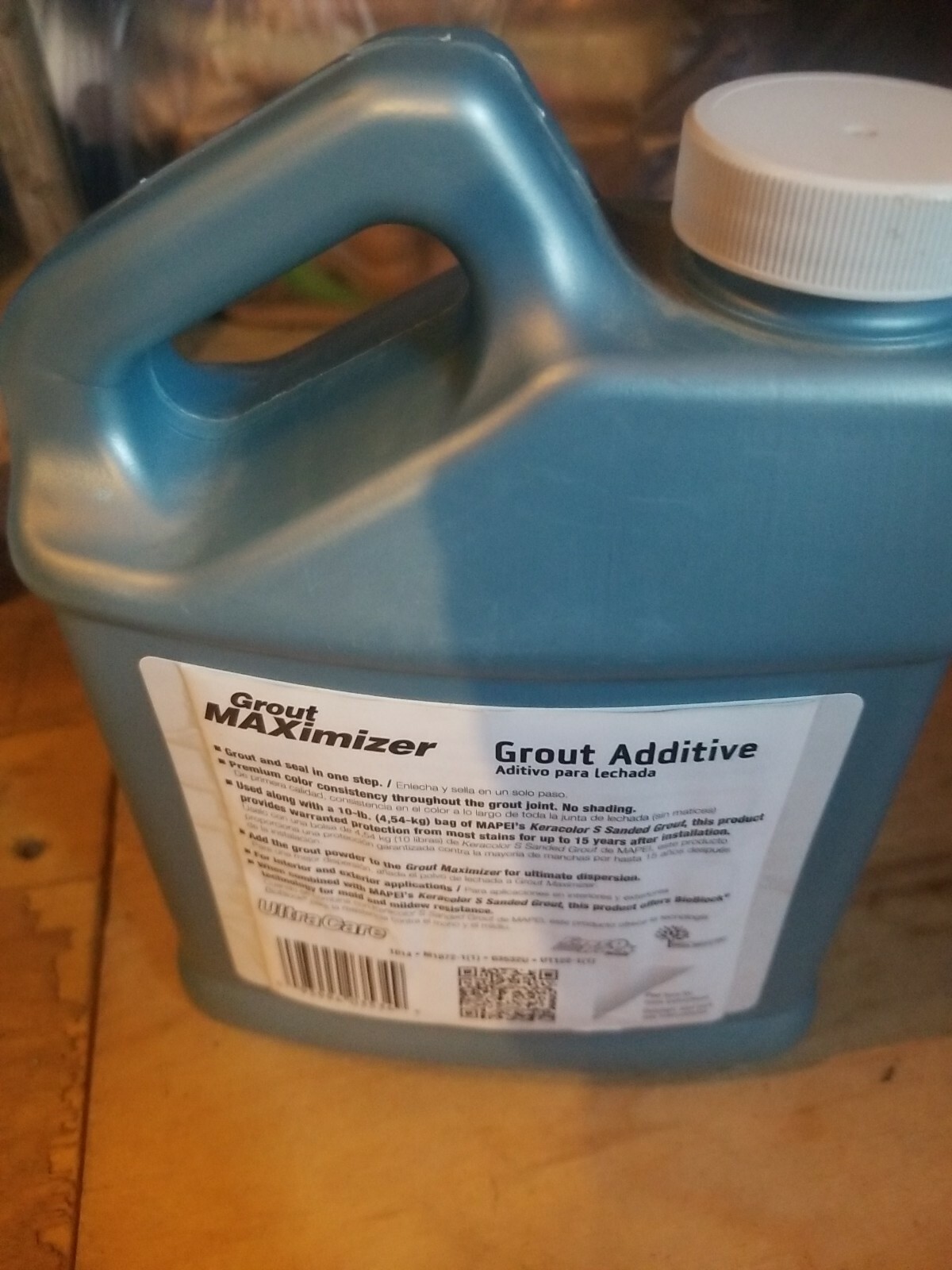 MAPEI Grout Additive Maximizer Stain resistant 26 fl oz keracolor s sanded