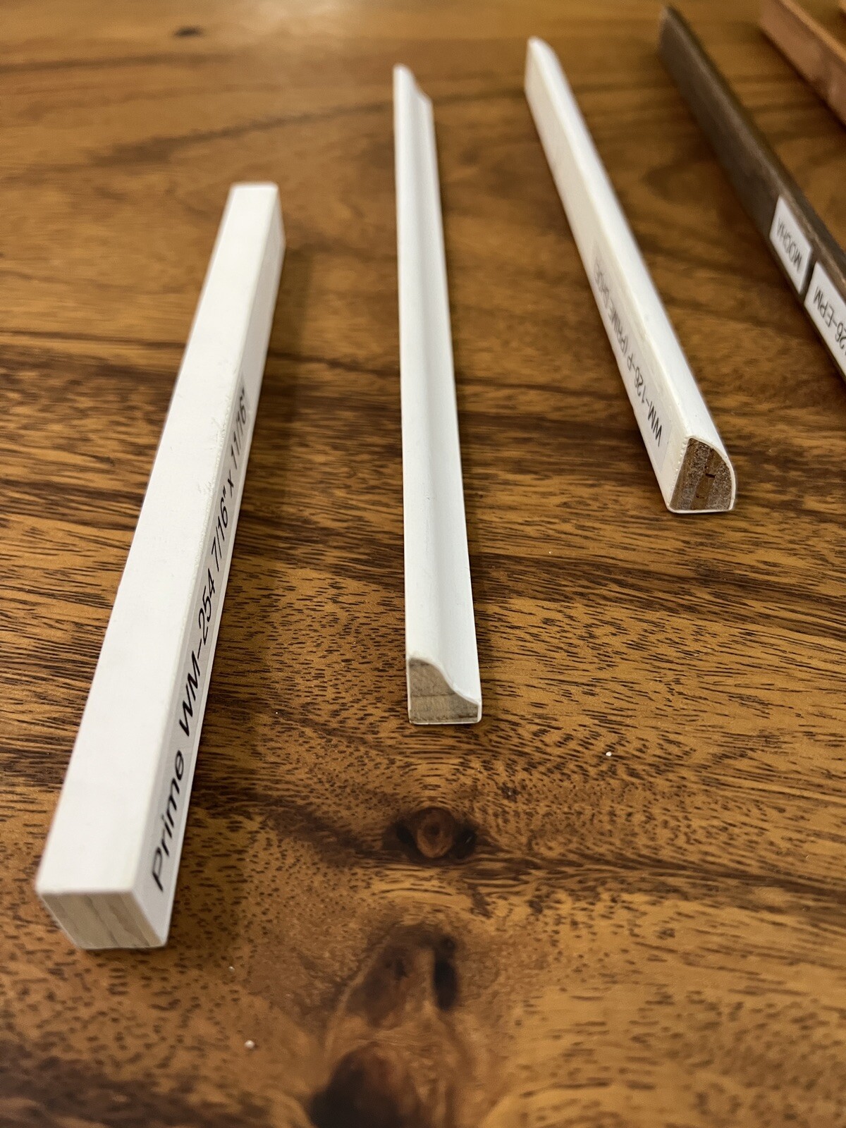 Base Shoe Molding 1/2”x3/4”x12’ Red Oak, White Oak & Primed (Gesso or Smooth)