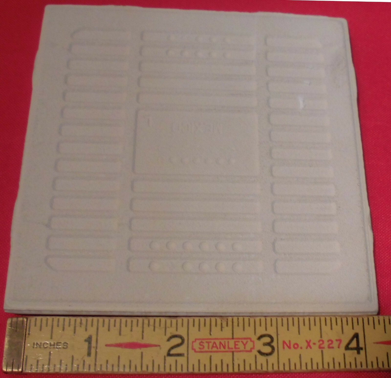 1 pc. *Biscuit* 4-1/4″ Ceramic Bullnose Tile by Daltile Co.: Glossy NEW Stock
