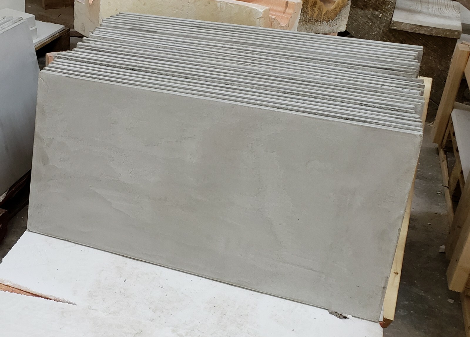 Gray / white modern concrete pavers 24x24x2 $20 each *80 lbs*