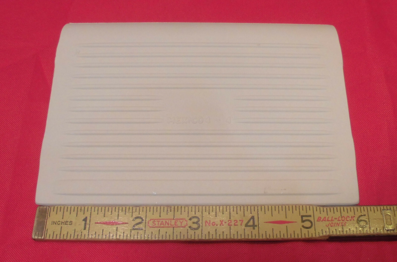 1 pc. Glossy Black Bullnose Top: base/cove Ceramic Tile: 4-1/4″ X 6″ NEW-STOCK