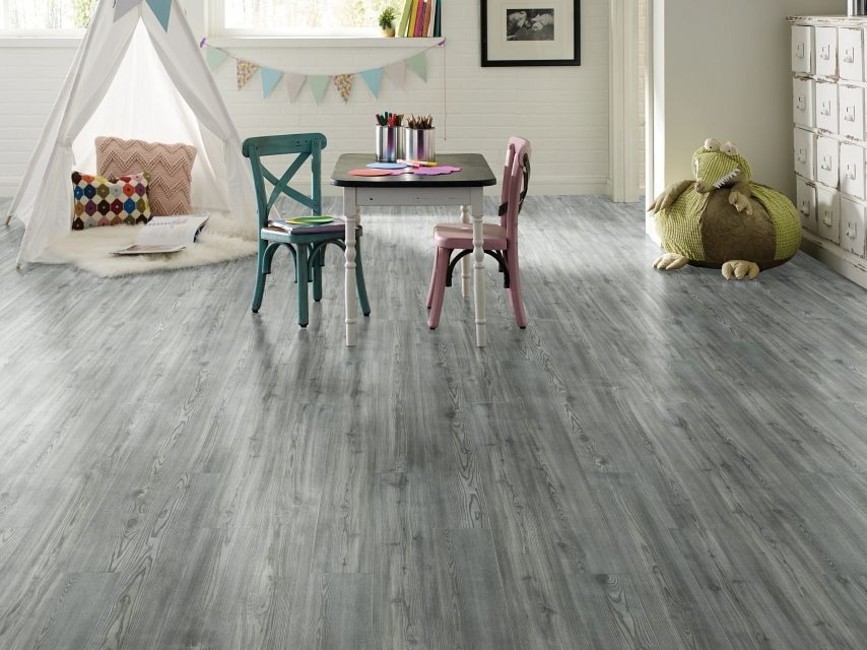 Shaw 0278V Paladin Plus 7″ x 48″ Embossed Vinyl Flooring – Silver Dollar