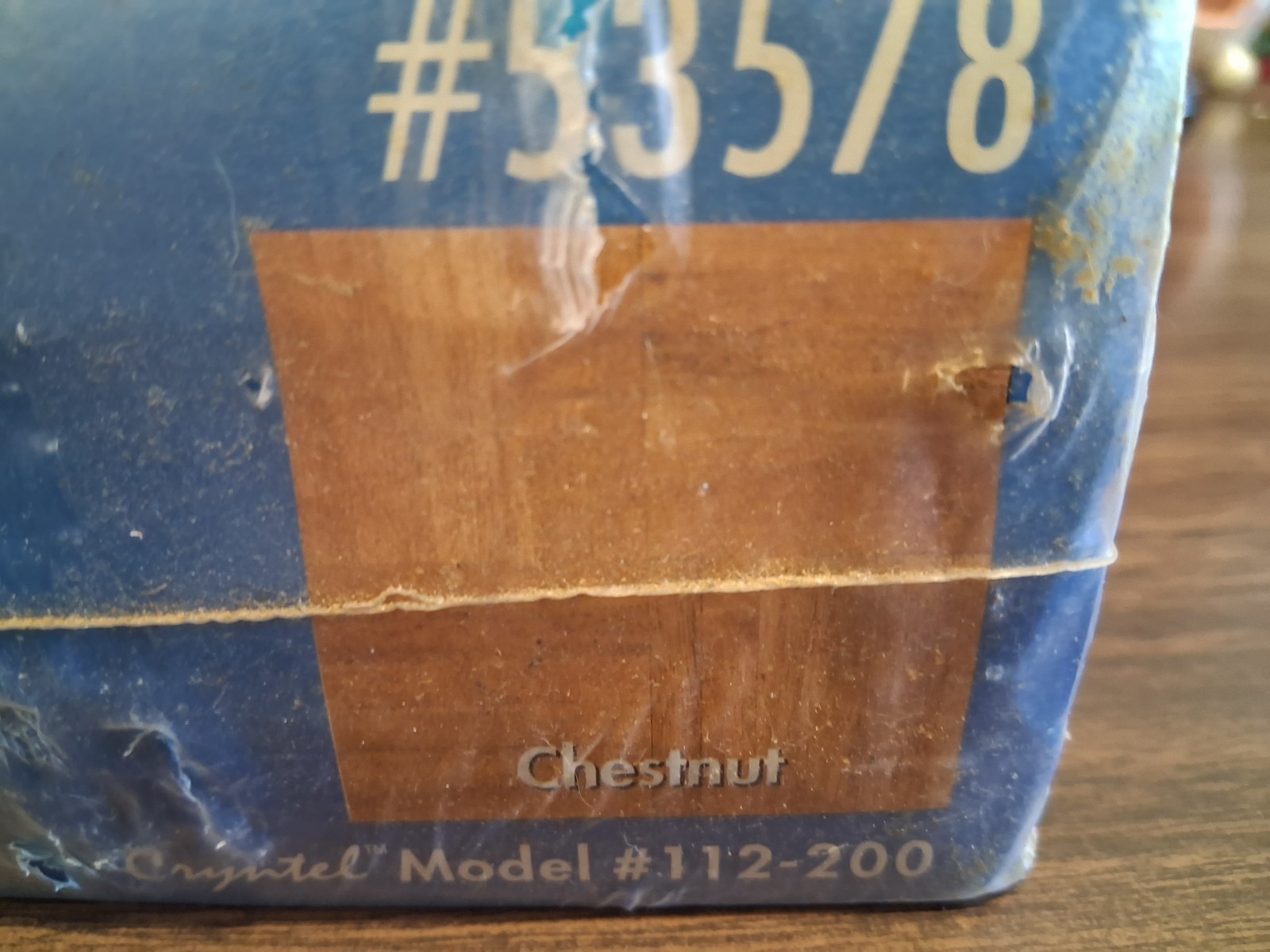 (10 PIECES) SURFACE SOURCE HERITAGE CHESTNUT PARQUET 12″ x 12″ HARDWOOD FLOORING