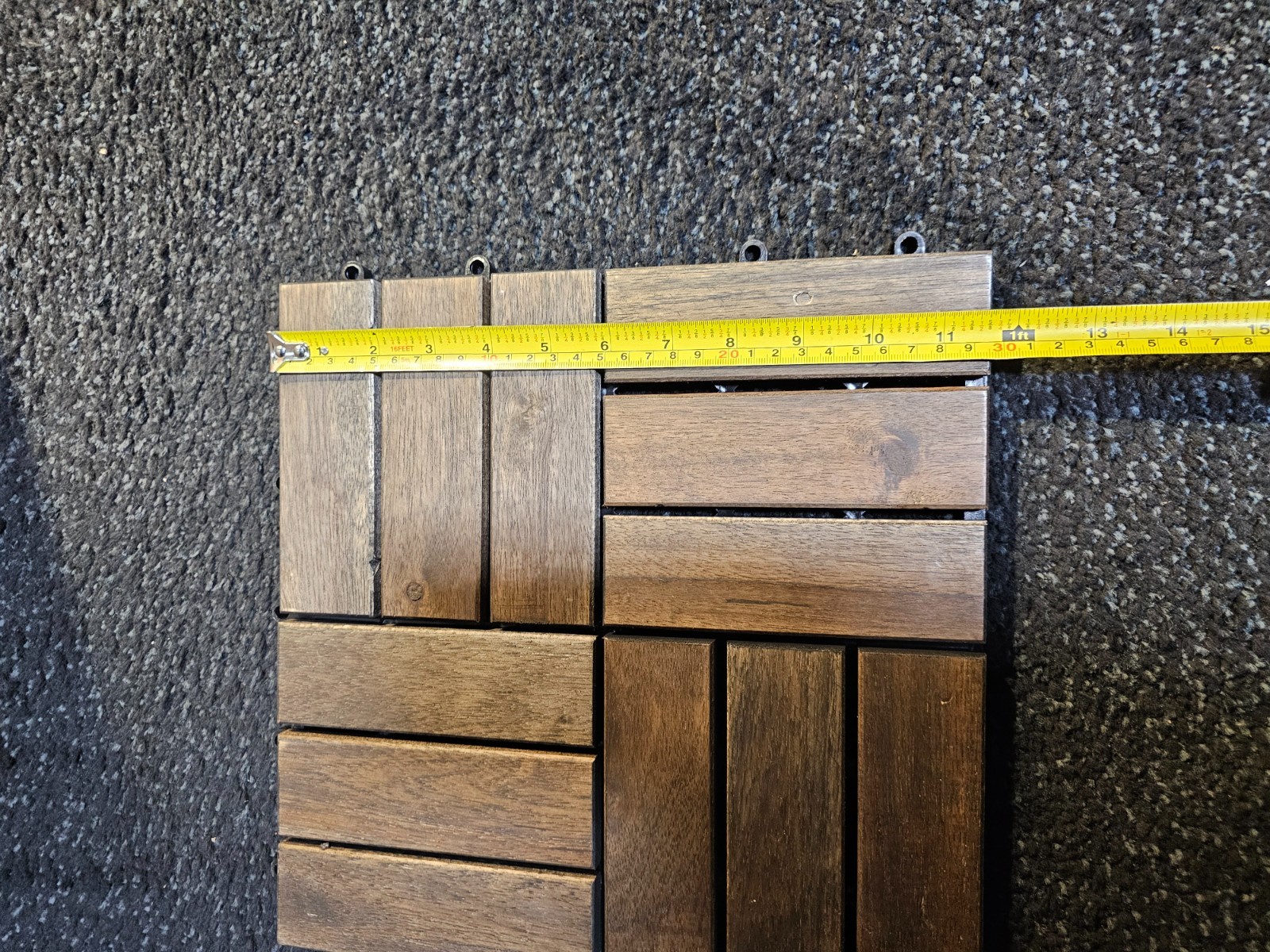 (QTY 35) Acacia Wood Interlocking Deck Tiles 11-5/8″ x 11-5/8″ Patio Flooring