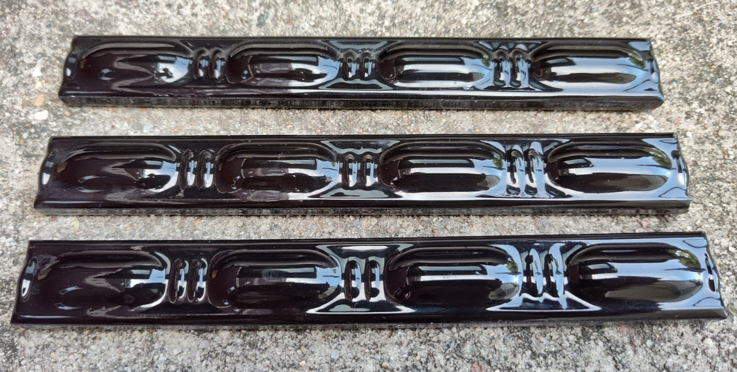 LOT (8) VTG 25mm * 200mm ITALY CERAMIC BORDER TILE LISTELLO VENEZIA NERO – 8pcs