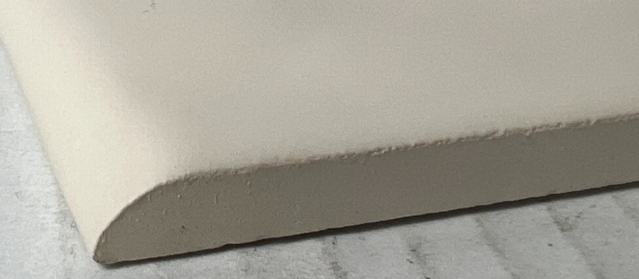 One Florida Tile Ceramic Matte Bone 503 Potters Touch 4 3/8″ Bullnose Corner