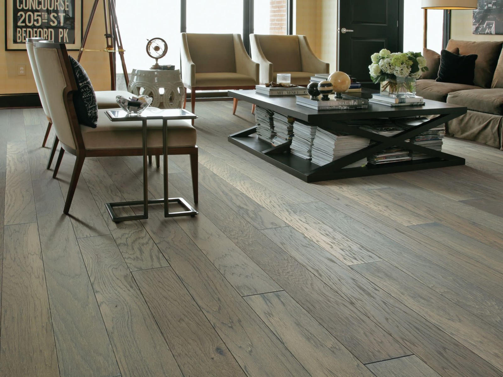 Shaw SW670 Northington Brushed 5″W Wire Brushed Engineered – Burlap