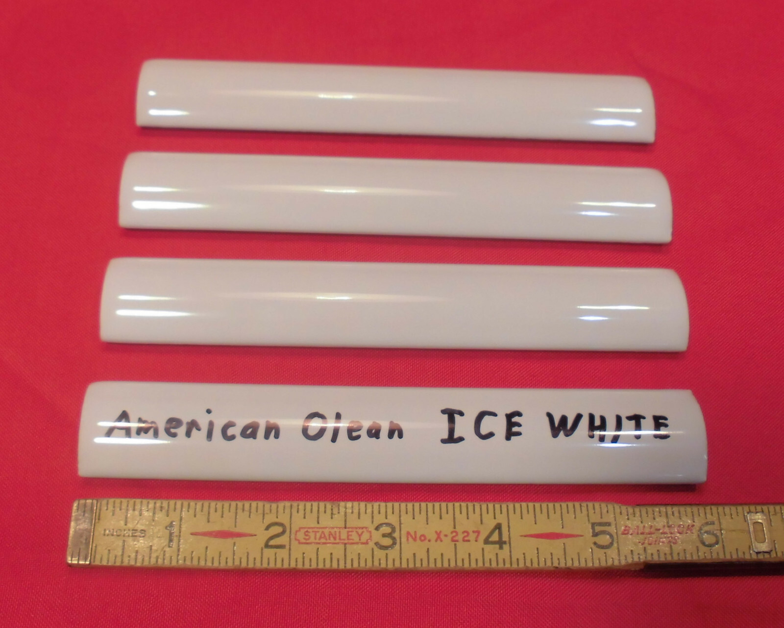 4 pcs. *ICE WHITE* Glossy Ceramic Quarter Round Tiles 1″ X 6″ Corner Tiles