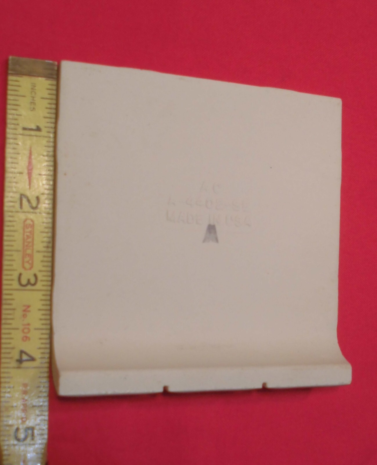 Crystalline Gray: Radius Bullnose Ceramic Tile 4-1/4″ American Olean, Scored 9th