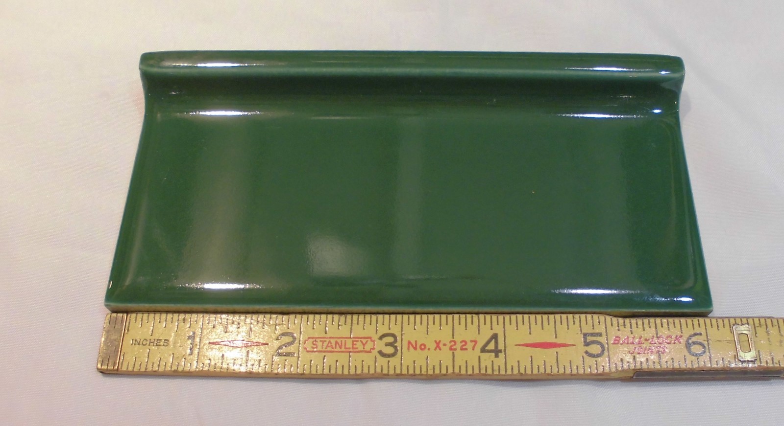1 pc. *Forest Green* 3″ X 6″ stack-on base/cove Ceramic Tile by Robertson Co.