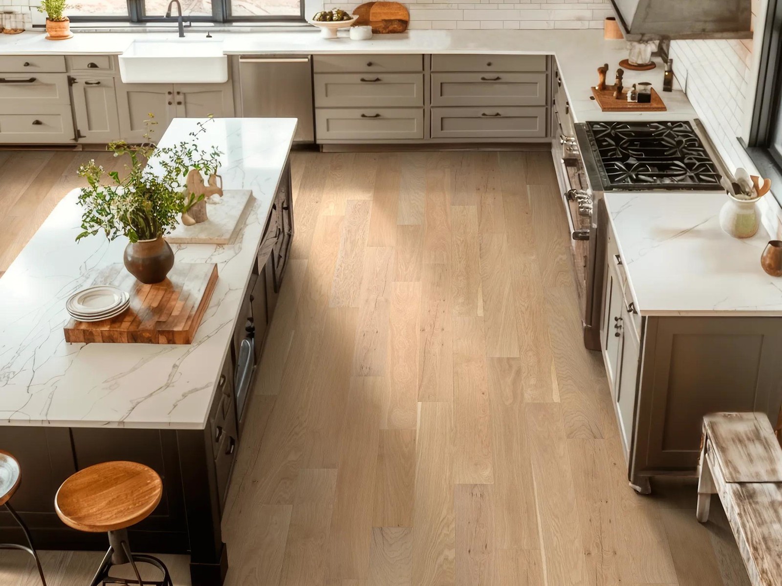 Shaw SW772 Repel 7″W Wire Brushed Engineered White Oak Hardwood – Legacy