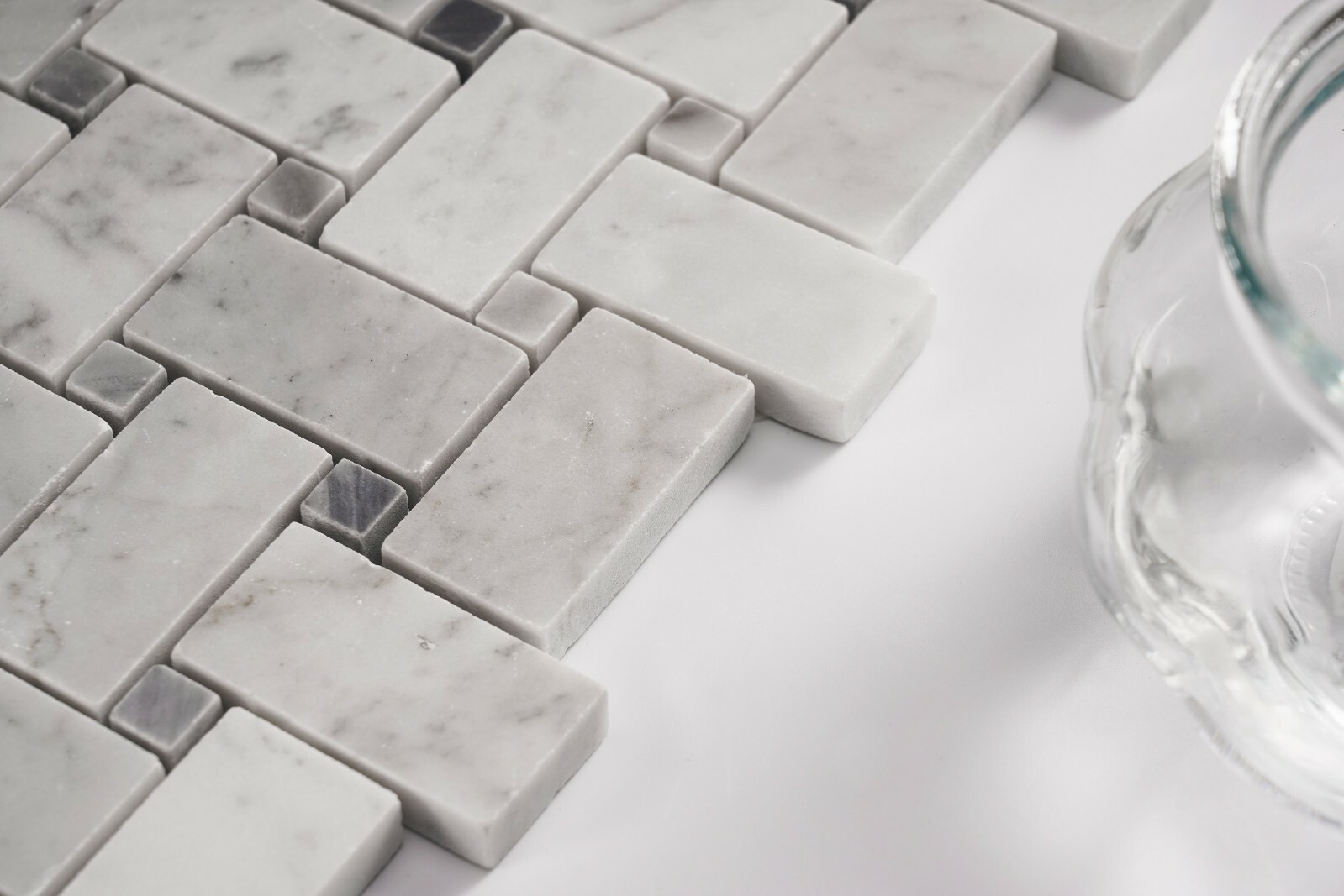 Simple Tile – Marble Mosaic Tile Basketweave Collection Carrara White+Bardiglio
