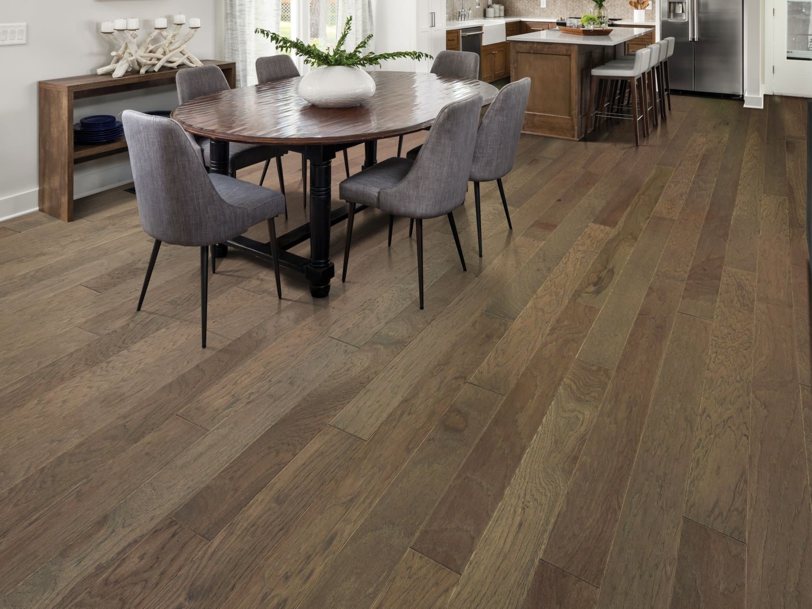 Shaw SW711 High Plains 5″W Wire Brushed Engineered Hardwood – Hide
