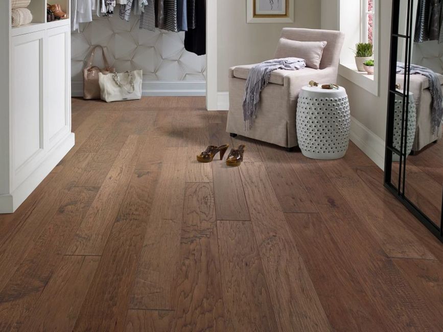 Shaw SW741 Pebble Hill 6″W Handscraped Engineered Hickory – Off White