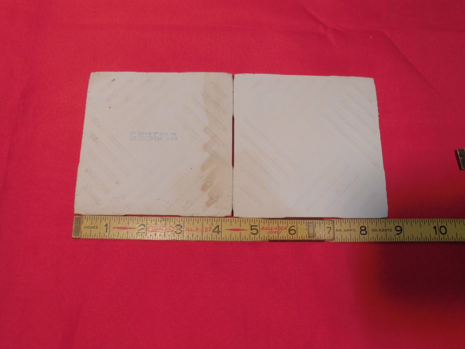 1 pc. Glossy Ceramic Tile *Bone Color* 4-1/4″ New Stock, Large Bumps