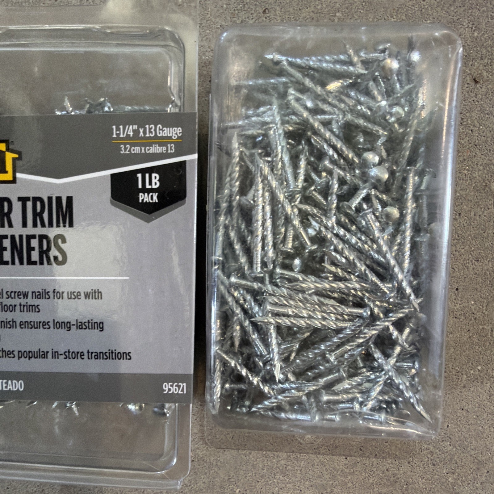 3 packs M-D 1-1/4″ x 13ga Floor Trim Fasteners 1 lb each pack Silver 95621