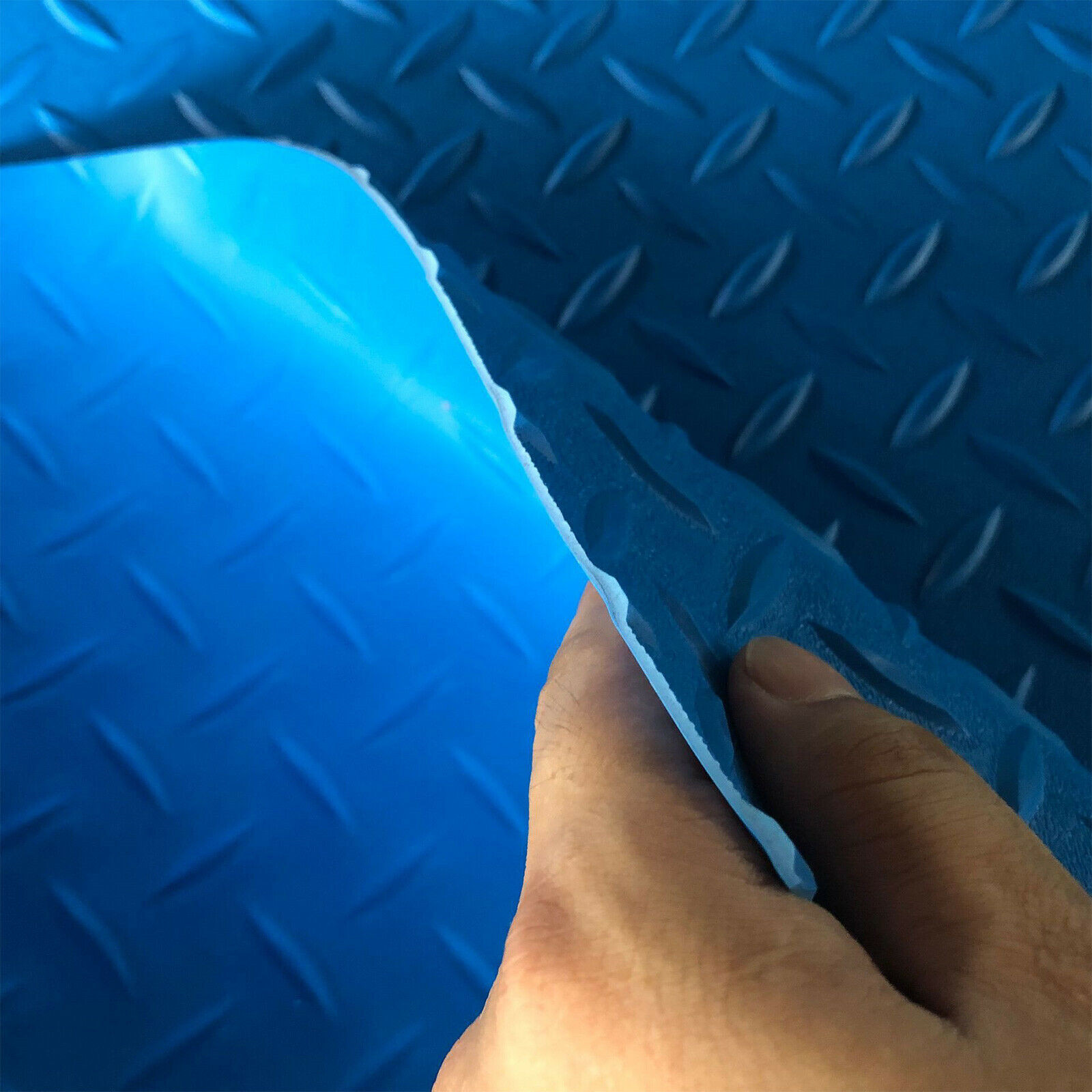 Garage Flooring Mat Roll Trailer Floor Covering Flooring Raised Anti-Slip Mat