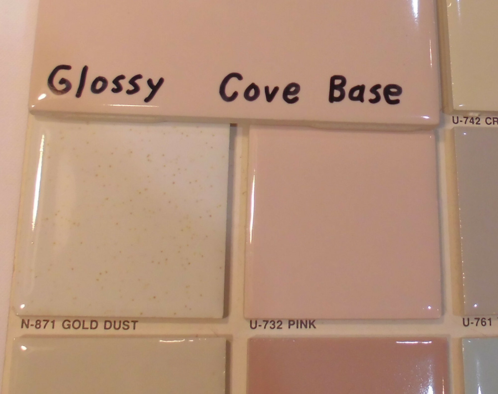 1 pc. Cove-Base Ceramic Tile *Venetian Pink* 4-1/4″ Made in USA: Glossy NOS