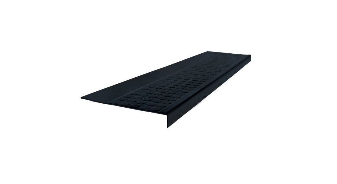 ROPPE 48921P100 12-1/2 X 4 Ft Black Low Circular Rubber Square Nose Stair Tread