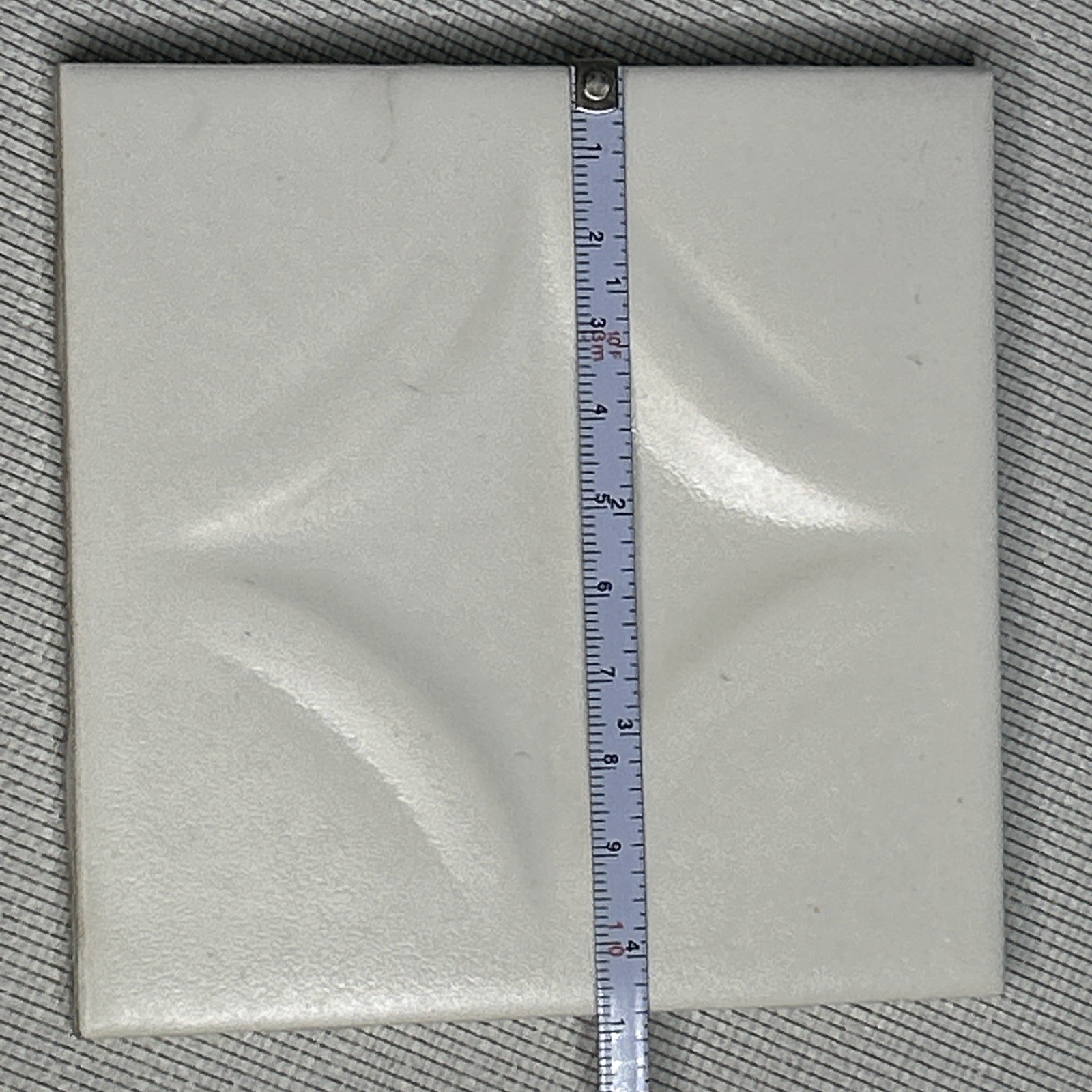 1pc HOFFMAN Ceramic Tile 4 1/4″ White
