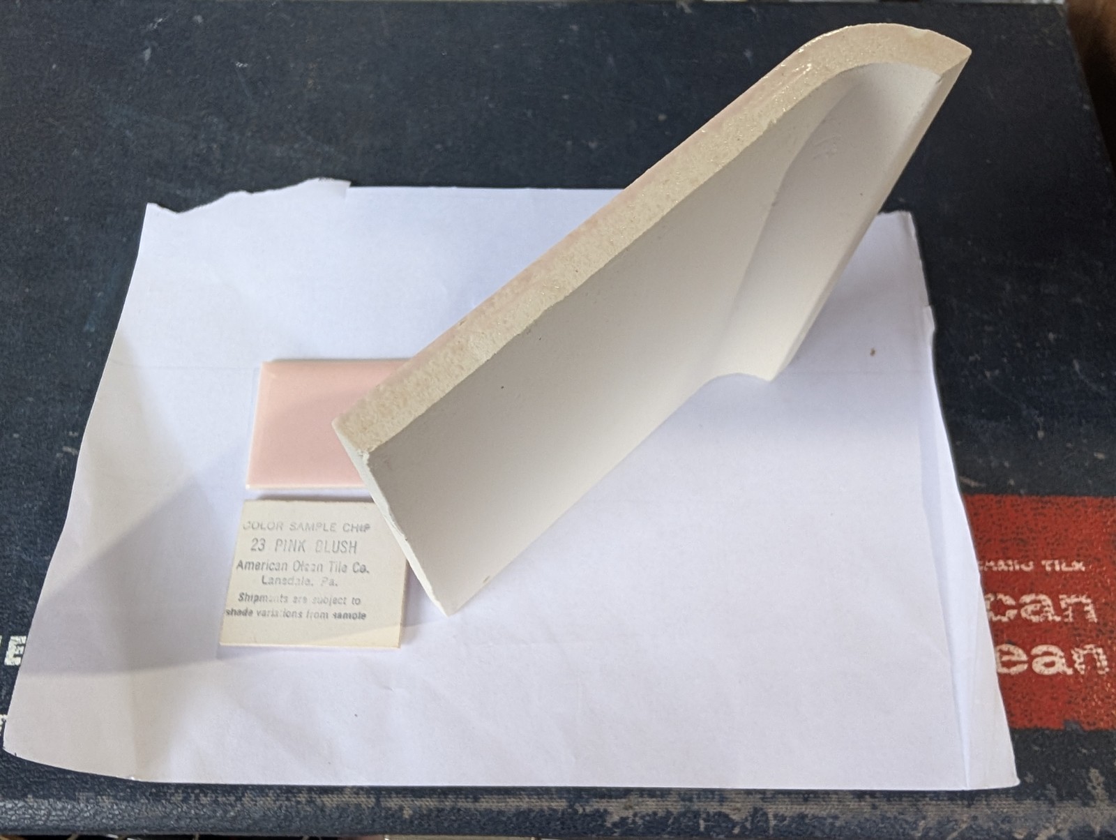 2 pcs 4 1/4″ Ceramic Tile #23 Pink Blush American Olean Mud Bullnose A4402