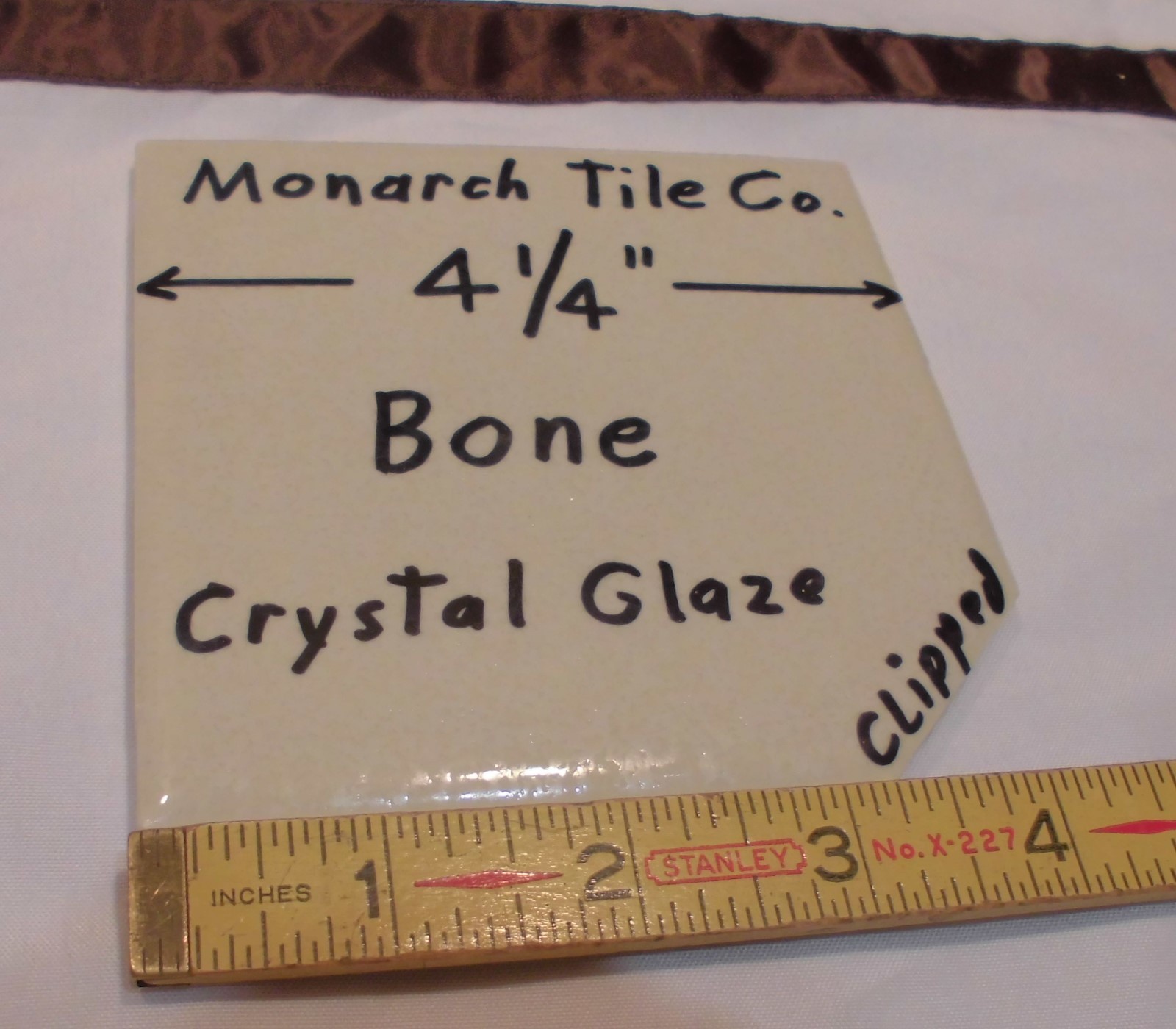 1 pc. *Bone* Clipped Ceramic Tile 4-1/4″ *Crystal Glazed* by Monarch Co. NOS