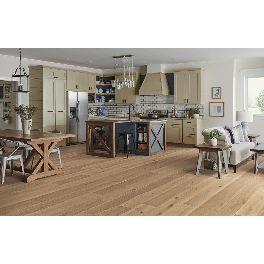 Shaw SW754 Expressions 9″W Wire Brushed Engineered White Oak – Lyric