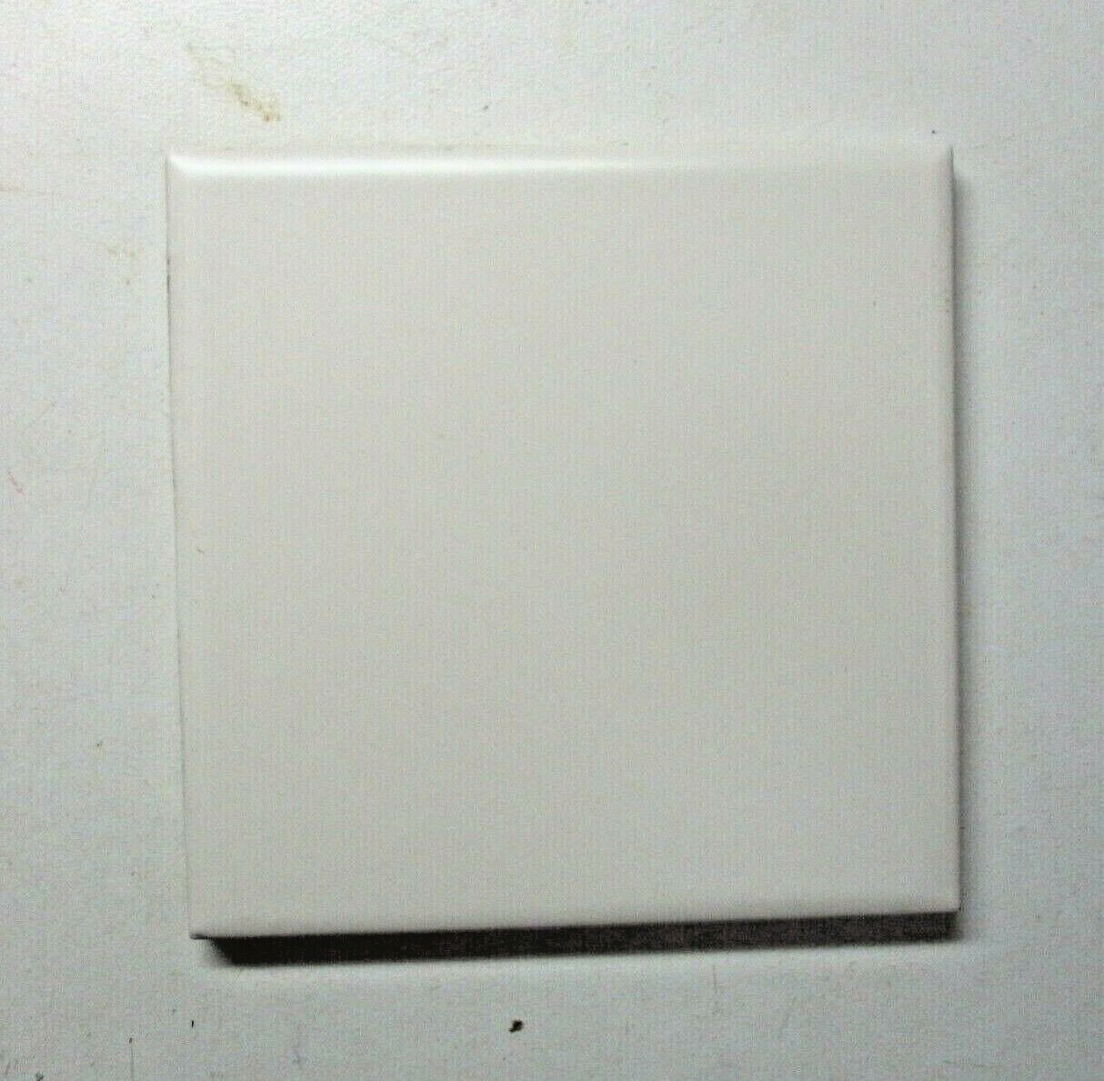 1 Wall Tile Interceramic USA Square 4-1/4″ Satin Cream Light Beige Ceramic Vtg