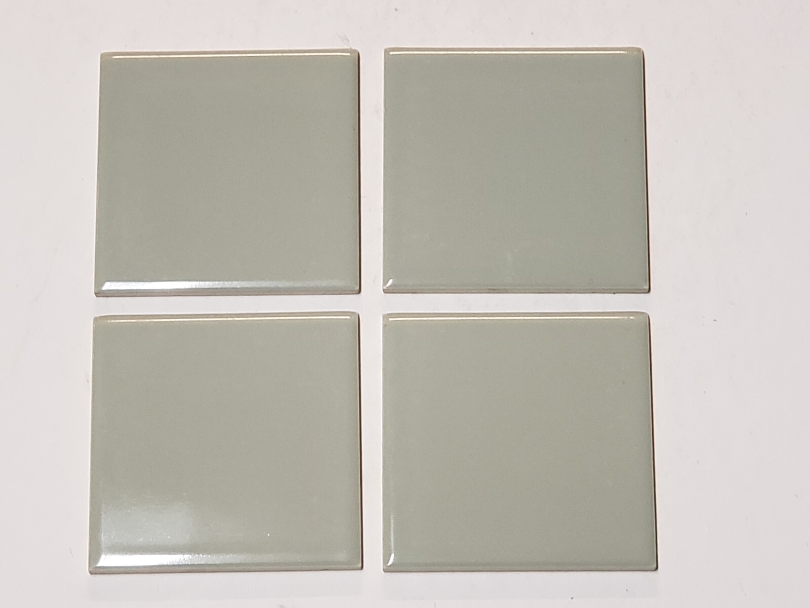 Vtg Lot of 4 FLORIDA Ceramic Tiles – Lt. Olive Green Glossy BULLNOSE 4 5/16″ Sq.