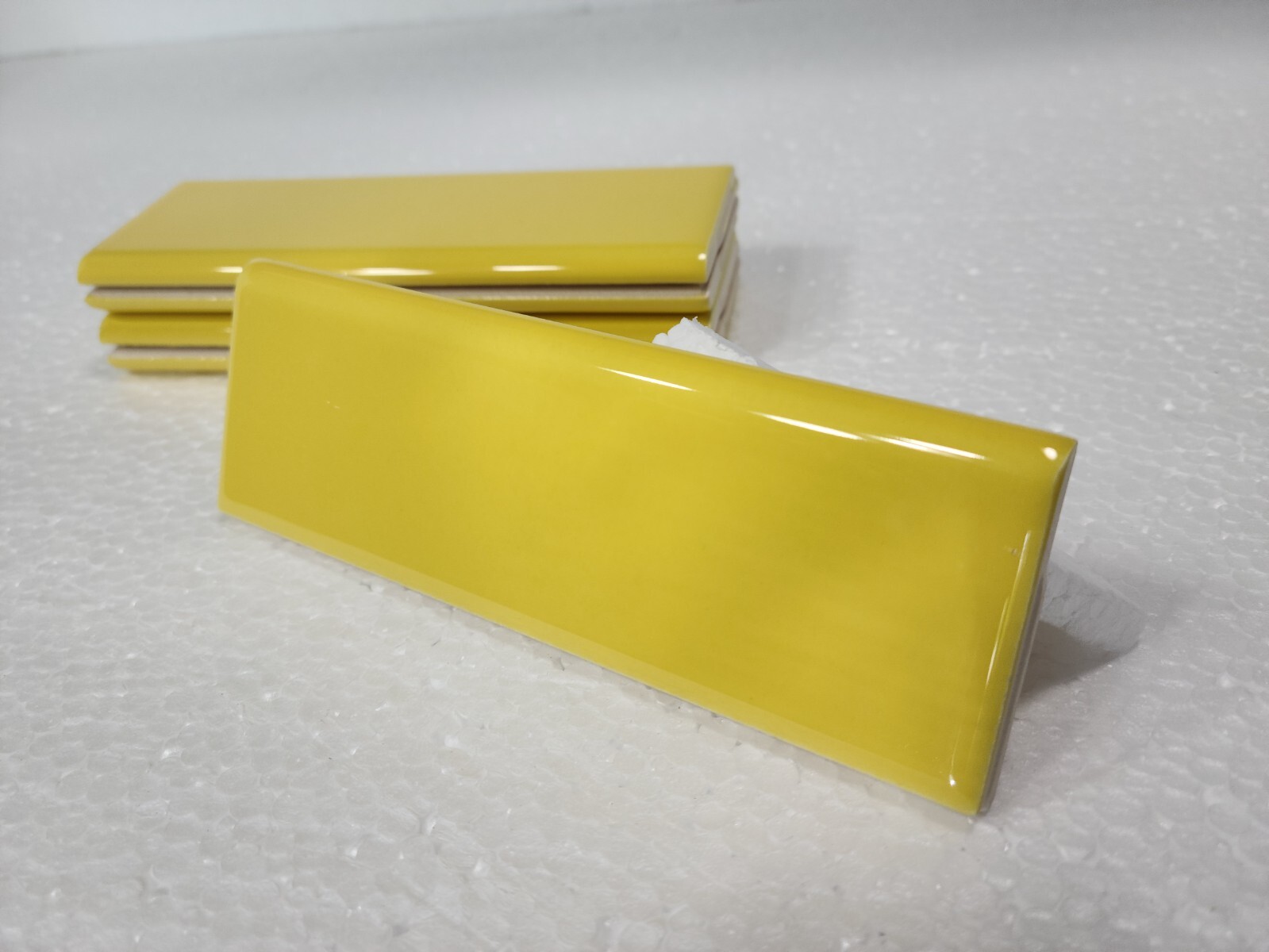 Sunflower Yellow Ceramic Tile Bullnose Backsplash Curved Edge Subway Trim