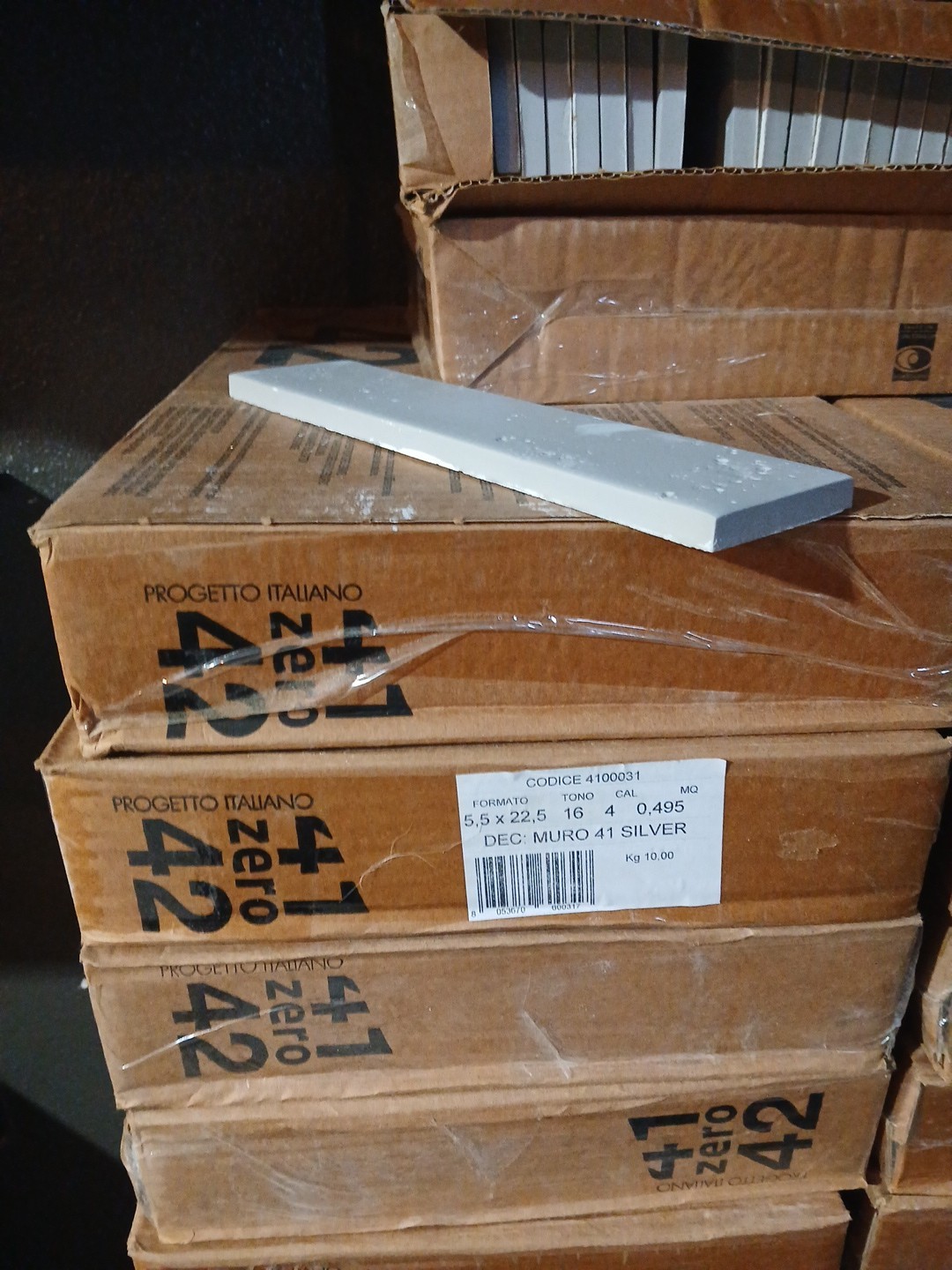 Progetto Italiano 41zero42 Ceramic Subway Tiles 2″x9″ Silver (6 boxes)
